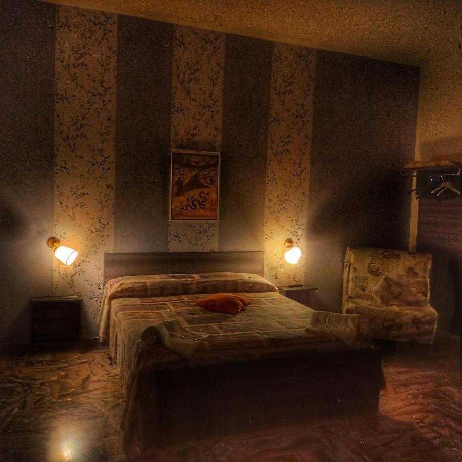 Little Hot@L Hotel Pompei Exterior foto